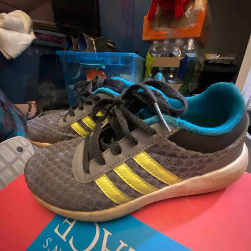 Adidas sneaker